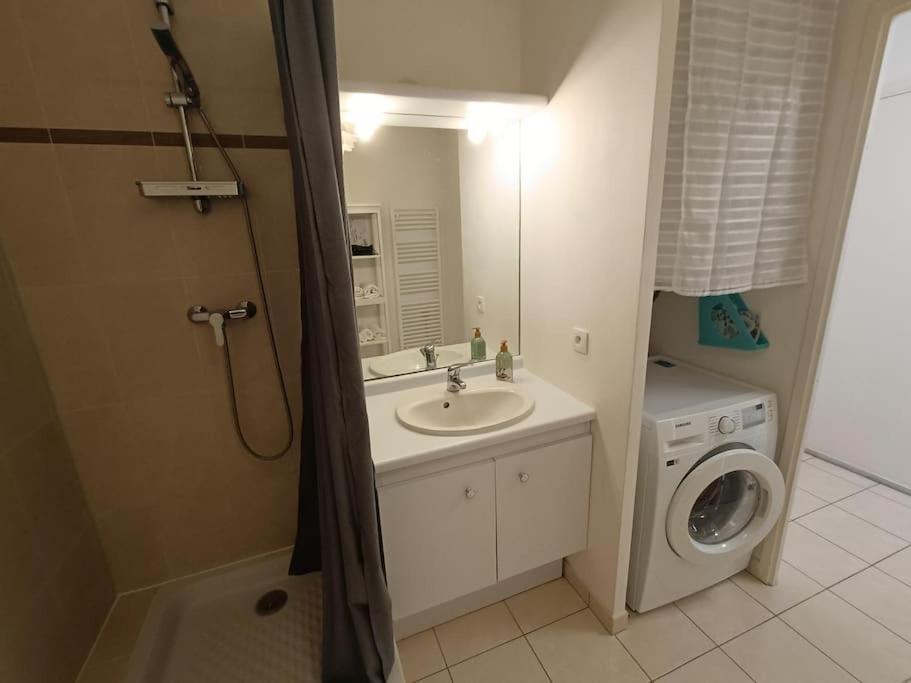 Disney Horizon Parc Studio 5 Personnes Pk Prive Gratuit Balcon Lit Bebe Montevrain Luaran gambar